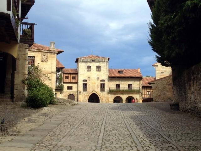 Apartamentos Legado De Santillana Santillana del Mar Phòng bức ảnh