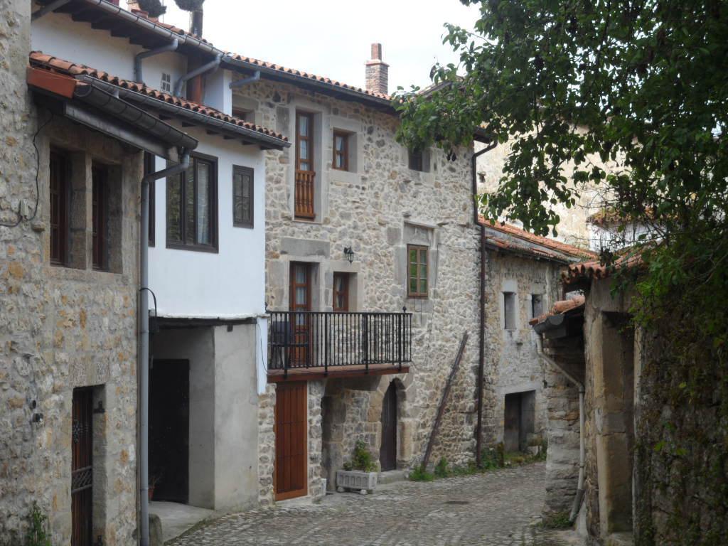 Apartamentos Legado De Santillana Santillana del Mar Phòng bức ảnh